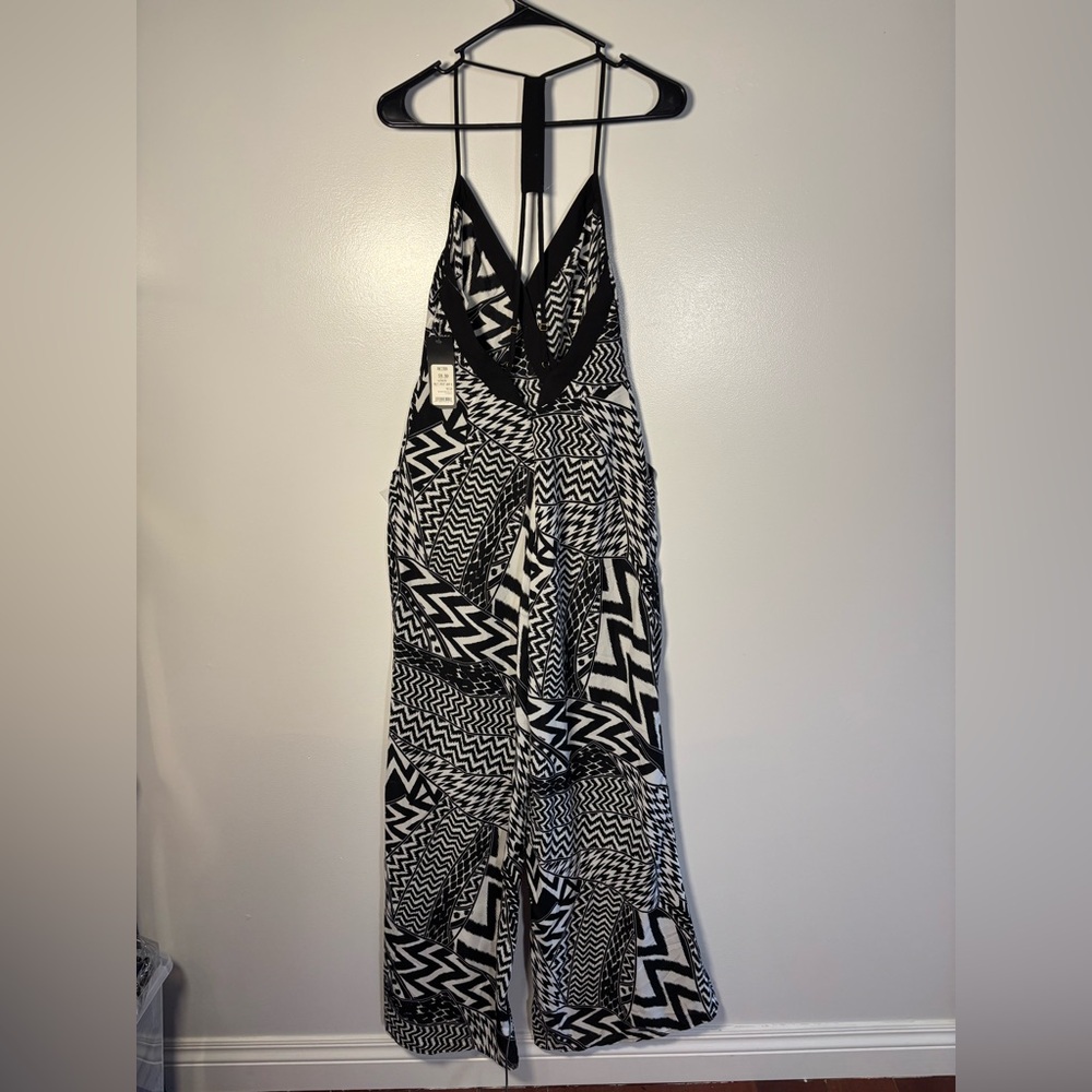 AKIRA Black & White Wide Leg Jumpsuit - Geometric Print - Picture 6 of 8